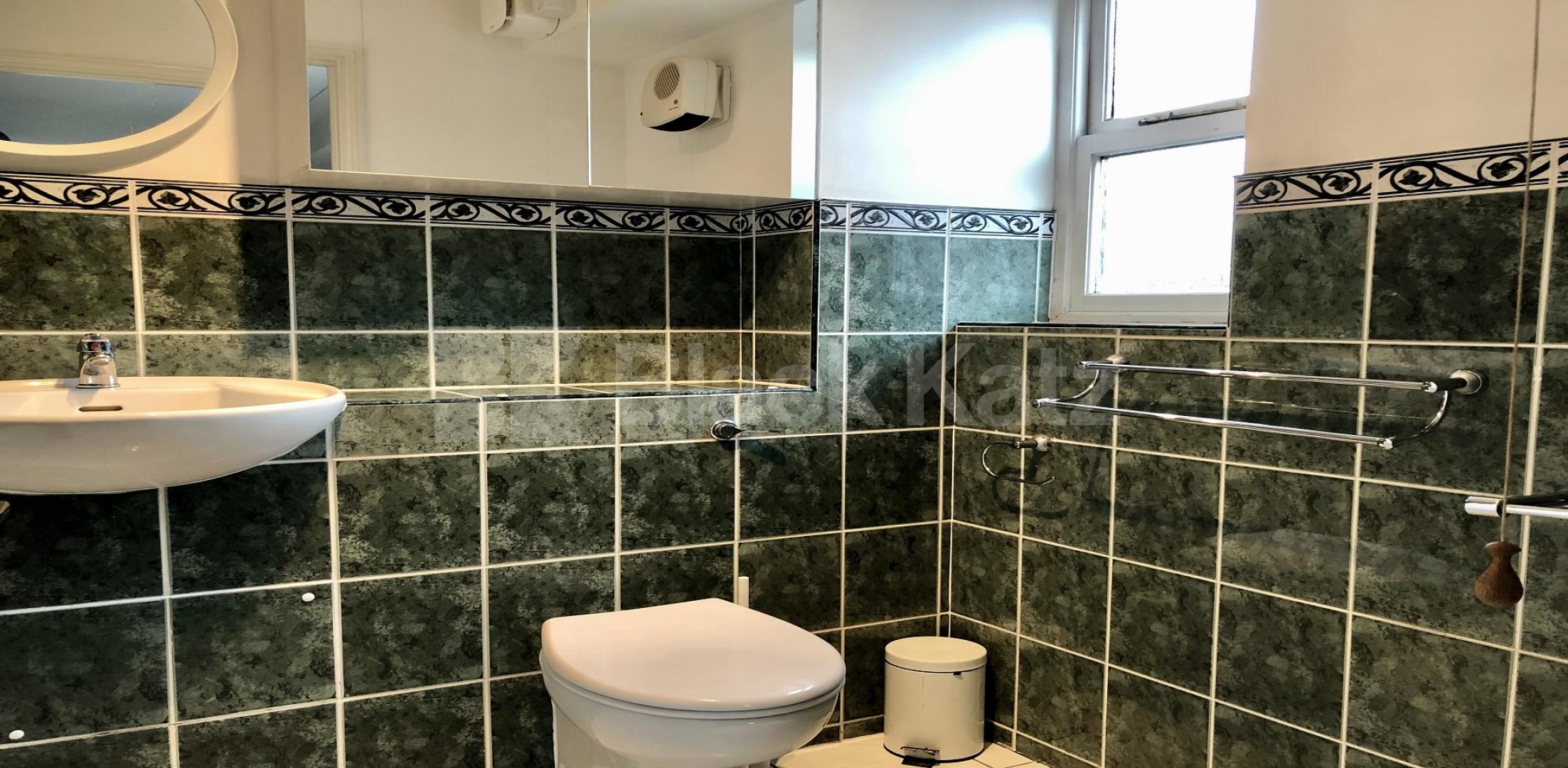 			NEW INSTRUCTION, 2 Bedroom, 1 bath, 1 reception Flat			 MacMillan Way, Tooting